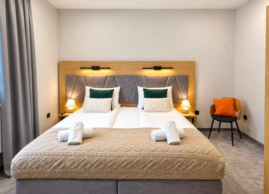 Pokój Dwuosobowy typu Deluxe z 1 lub 2 łóżkami – 103 – Wójcik SPA Krynica-Zdrój